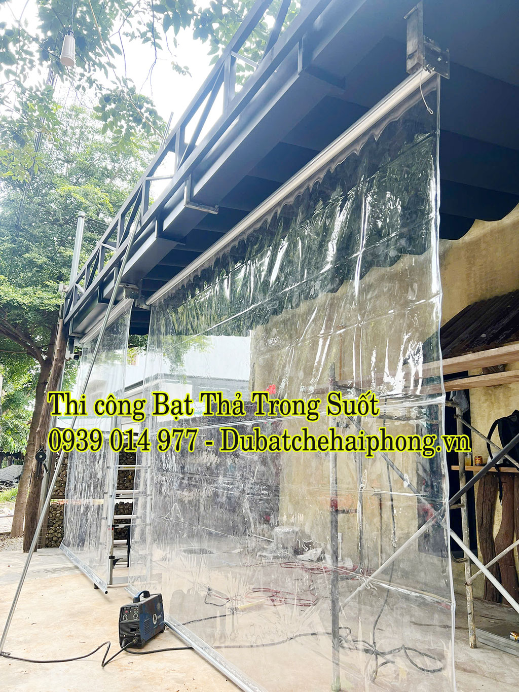 Bạt Trong Suốt PVC Làm Mái Thả Tự Cuốn Che Quán Cafe An Lão Hải Phòng